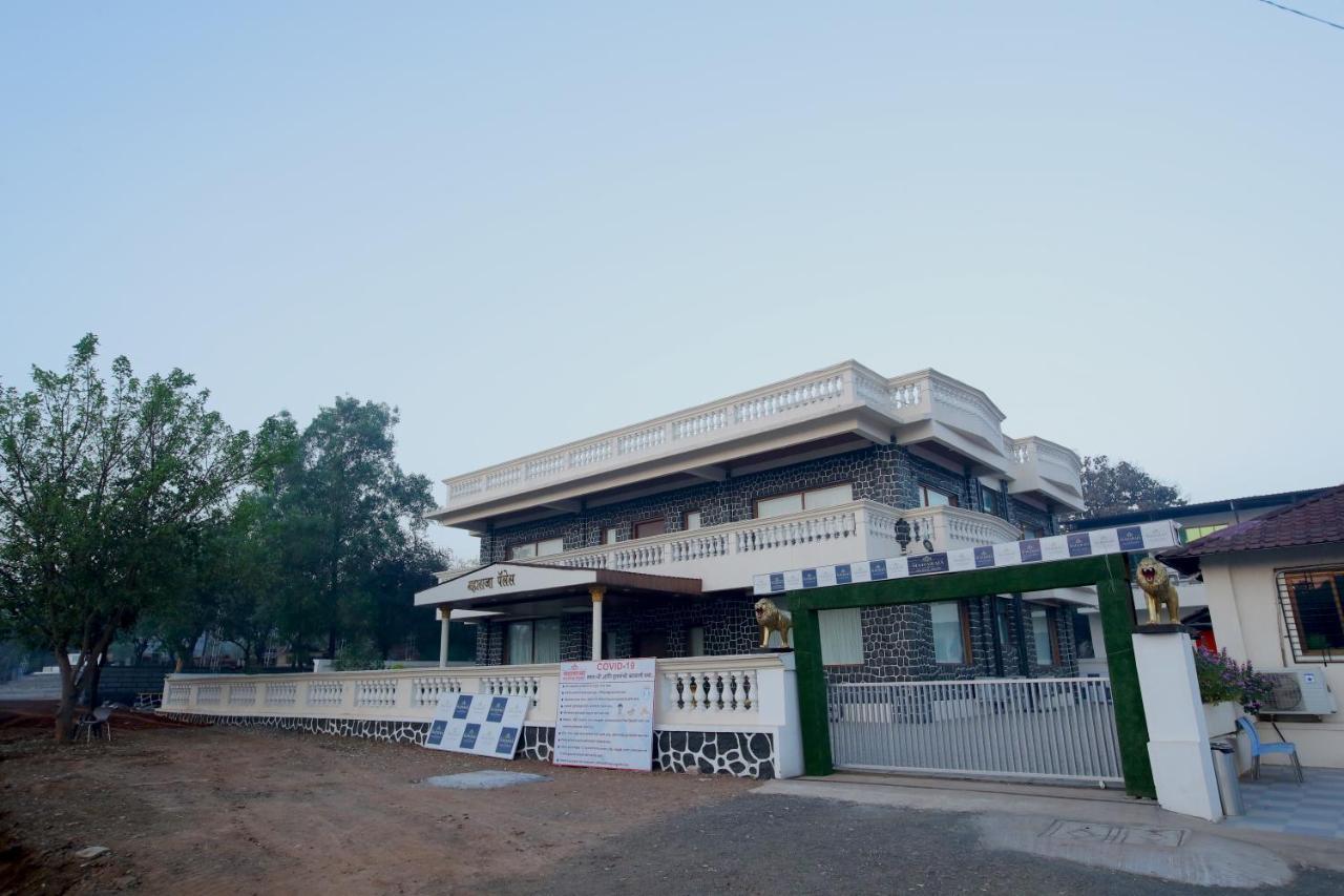 Maharaja The Royal Resort Thane Exterior photo