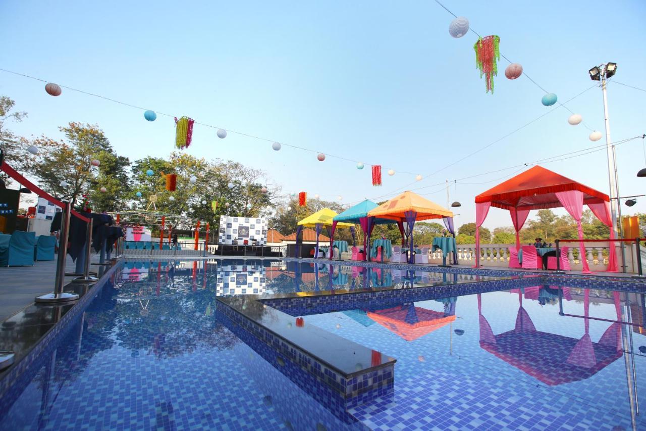 Maharaja The Royal Resort Thane Exterior photo